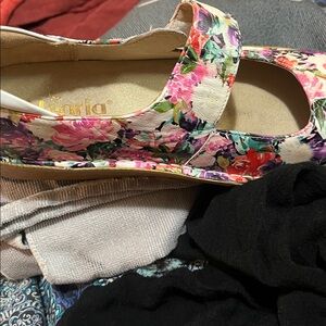 Women's Floral Mary Jane Flats in Pink